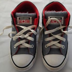 Converse boys size 1 Sneakers